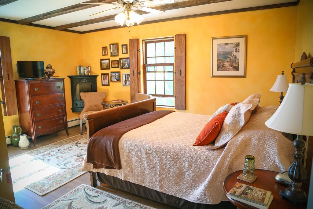 The Meier Inn, A Country Bed & Breakfast Boyceville Rum bild