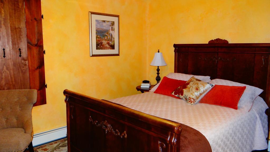 The Meier Inn, A Country Bed & Breakfast Boyceville Rum bild